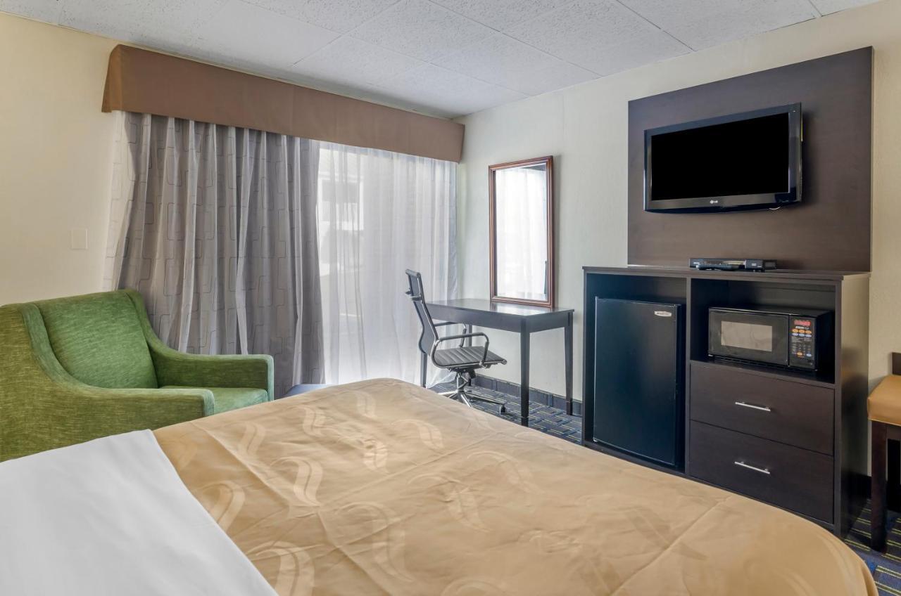 Econo Lodge Waynesboro - Skyline Drive Exterior photo